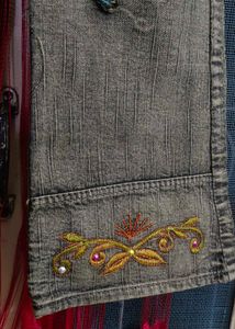T Shirt And Jeans Combo For Girls