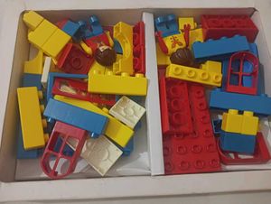 Kinder Blocks Food Plaza