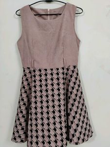 Meedy Dress