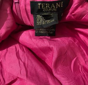 Terani Couture Strapless Mini Bodycon Dress