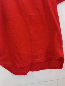 Elegant Red Women&#39;s Top – Everyday Glam Look