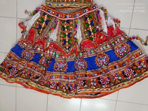 Knee Length Lehnga And Choli Chanyacholi For Navratri