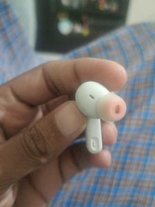 Wireless Earbud Left Side bud alone
