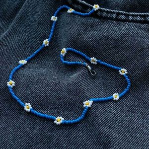 Daisy Beaded Necklace💙