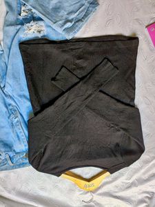 D.Y. Graphic Knit Sweater Or Pullover