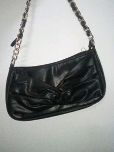 Black Classy Sling Bag