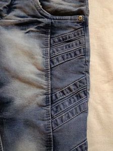 Capri Jeans - Unique Design