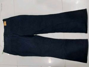 Levi&#39;s Signature Bootcut Jeans