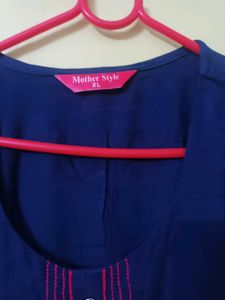 nevi blue feeding gown.