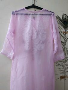 Pink Embroidered Kurta Chikankari