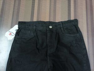 CD-100 Size 28 Straight Jeans