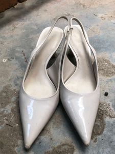 ZARA SLINGBACK HEELS
