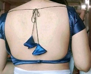 Deep Neck Backless One Hook Closure Non Padded