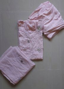 Chikankari Kurta Set 🩷