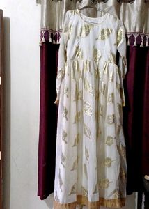 M Size Gown For Girls