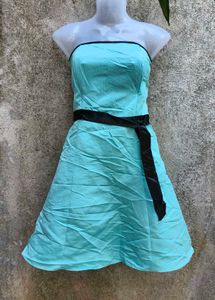 1.26.1 Aqua Strapless Party Dress