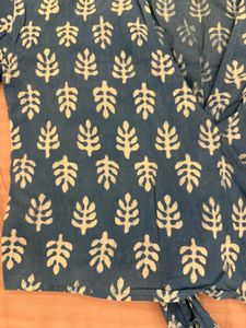 Block Print Wrap Top - Free Size 💙