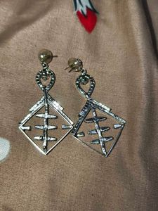 Earring
