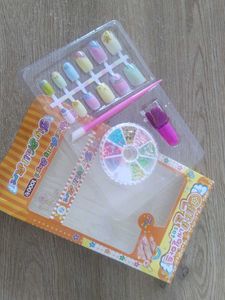 DIY Nail Art Set