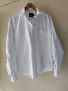 hawkings mcgill ... mens shart... off wight color