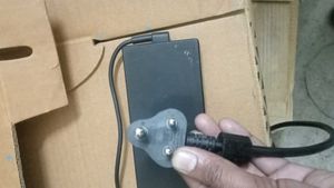 ASUS LAPTOP CHARGER NEW AND ORIGINAL 120 WATT