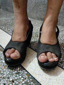 Black Flats & Sandals