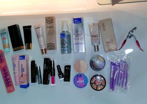 15 Item Professional Makeup Combo