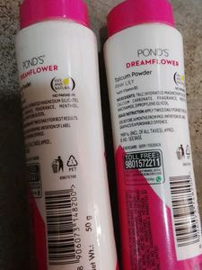 Pond&#39;s Dreamflower Talcum Powder