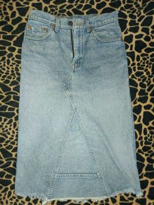 Levi&#39;s Denim Skirt