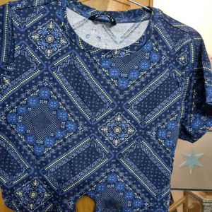 Patterned Tie-Front Crop Top
