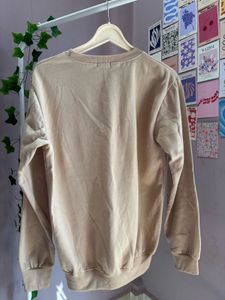 Nude Sweetshirt 🌷