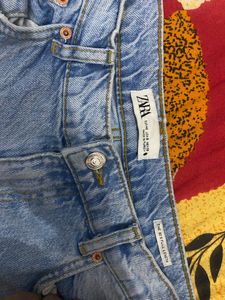 Zara Most Demanding Colour Baggy Luse Jeans