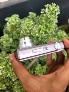 BENQ DC-E1230 Digital Camera