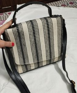 🆕 Beautiful Sling Bag👜..    women, beauty, forever21, handbags, bags, shein,  jaipurjewelry, party wear, Accessories, Zara
