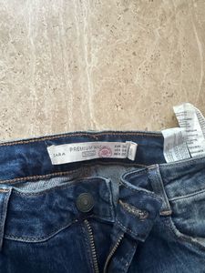 ZARA Ripped Denim Jeans