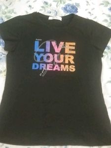 Live Your Dreams Graphic Tee