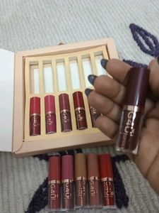 G4U Lipstick Set