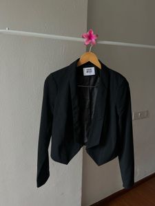 VERO MODA Black Open Front Crop Blazer