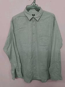UNIQLO Men&#39;s Shirt