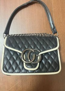 Gucci (first Copy ) Sling Bag