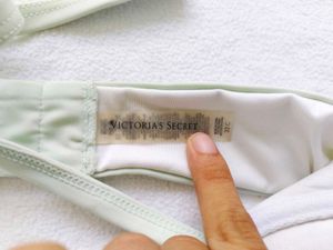 Victoria&#39;s Secret : 2 Bralette