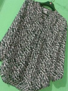 Black And White  Top Elegance -- Special Discount!