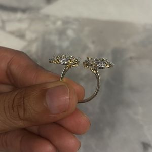 Sparkling Floral ring