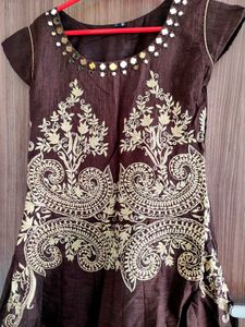 Brown Embroidered Gown Hourglass Effect