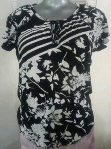 Black & White Printed Tee, 32", Used Sparingly