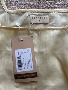 Sleevesless Top (NEW with tags)