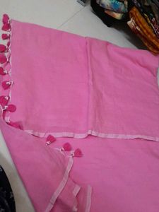Good Condition Handloom Saree With Ready Wear Blou