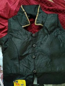 Elegant Black Blouse