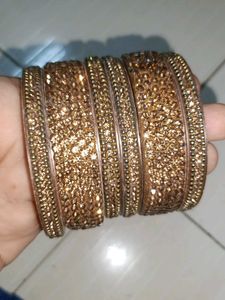 Sparkling Gold Bangle Set