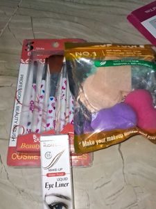 Makeup Brush &amp; Sponge Set